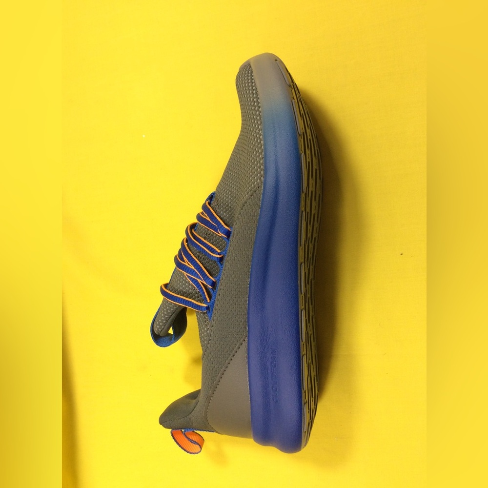 adidas Women’s lite racer Gray with Blue & Orange Accents SZ 7 - Picture 10 of 12